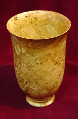 burl vase