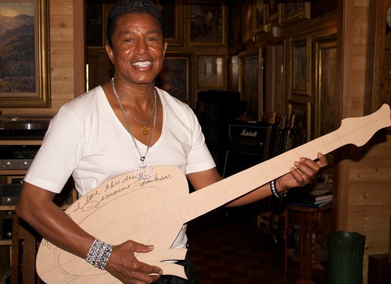 jermaine jackson bass guitar